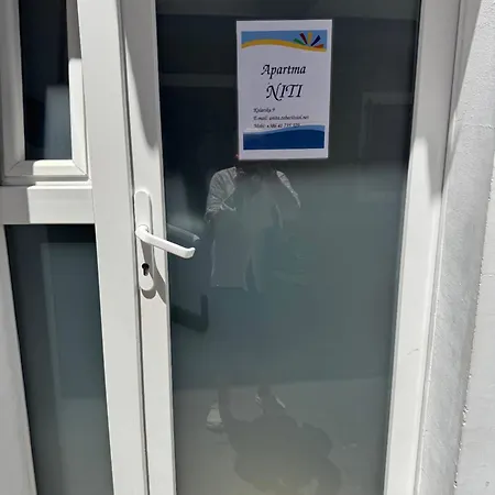 Niti Apartman *